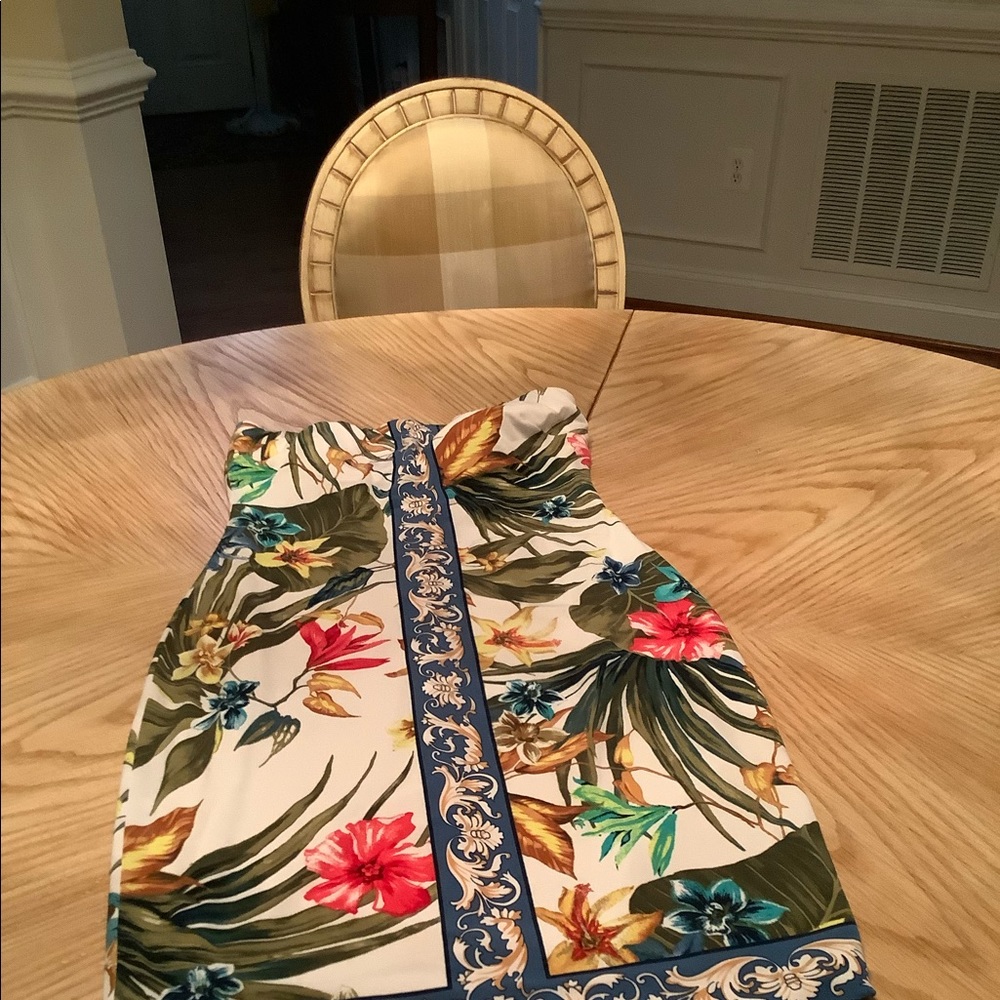 Sundress - Picture 5 of 7